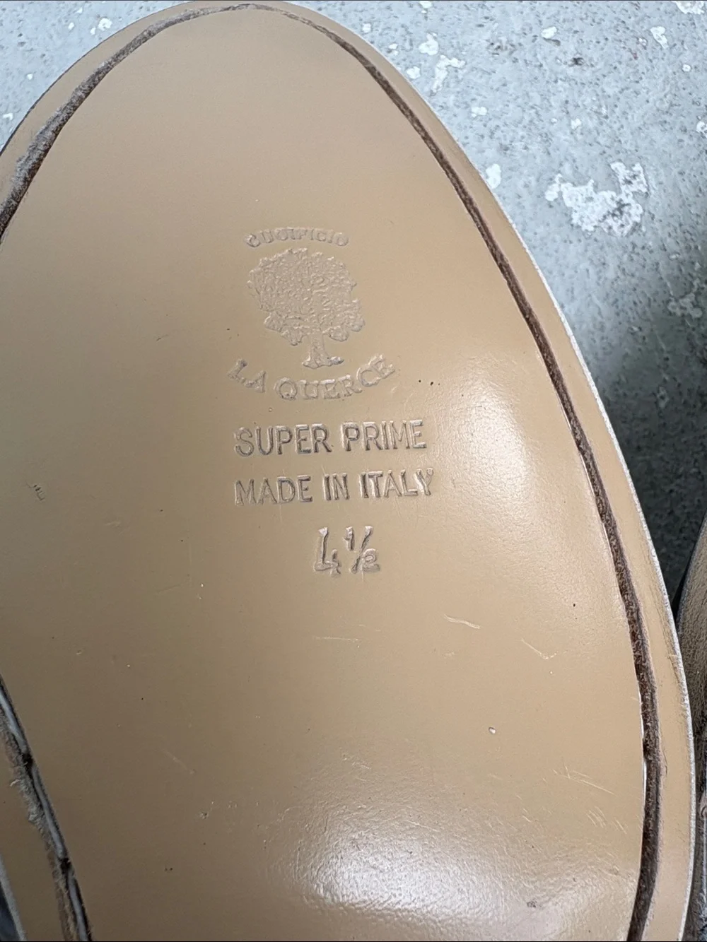 Gucci Double GG leather slippers